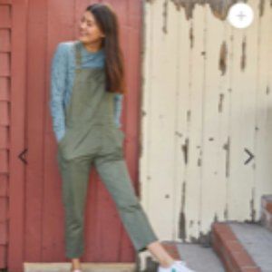 Toad & Co Cottonwood Overall in Beetle Vintage Wash